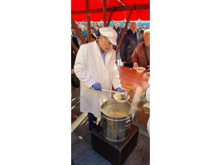 Podijela bakalara - Milan Bandić